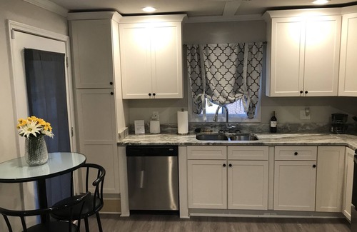 Atlanta House | Beautiful Upper Apt. Heart of Atlanta