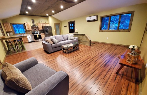 Tunkhannock Township House | Beautiful, quiet place in the woods