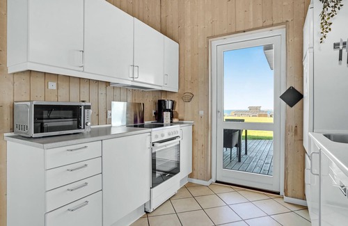Faaborg House | Beautiful vacation home on South Funen with a view of the sea.