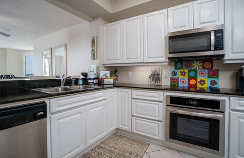 Ono Island Condo | Beautiful View - Beach Front - Beach Colony East
