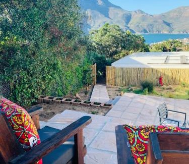 Hout Bay Apartment | BEAUTIFUL VIEW Garden Apartment