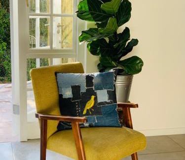 Hout Bay Apartment | BEAUTIFUL VIEW Garden Apartment