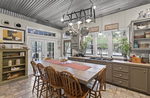 Enchanted Oaks House | Beautiful view! Unique comfort, Away from it all.