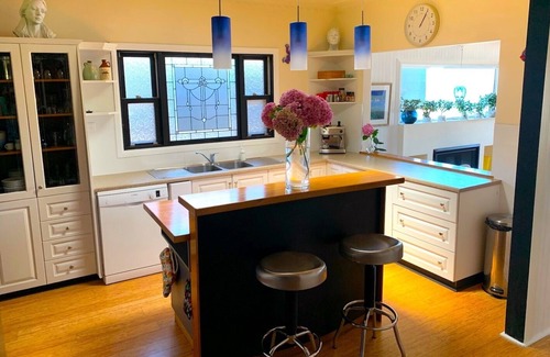 Bombo House | Beautiful views across Bombo Beach and Kiama Harbour.