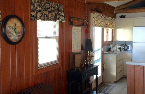 Leisure Land House | Beautiful views on your own Wide Open Water. Your 'Lake Home Away From Home'.
