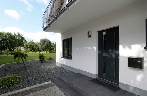 Kuestelberg Villa | Beautiful Villa with Garden in Küstelberg