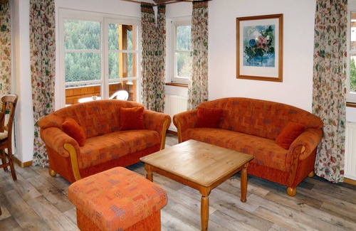 Hornberg House | Beautiful villa for 6 guests with WIFI, TV, balcony and pets allowed