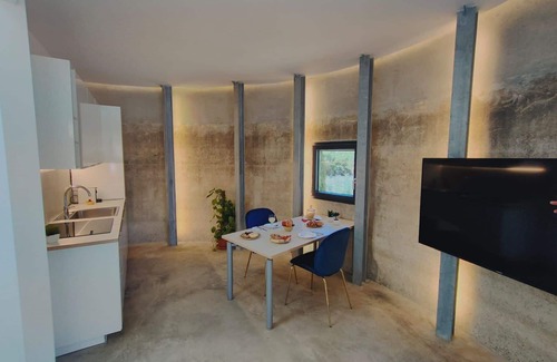 Civezza Villa | Beautiful villa for 2 guests with A/C, WIFI, private pool, TV, patio and pets allowed