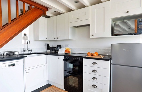 Rhyd-y-clafdy House | Beautiful villa for 2 people with WIFI and parking