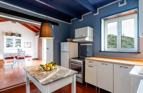 Stellanello House | Beautiful villa for 4 guests with WIFI, terrace, pets allowed and parking