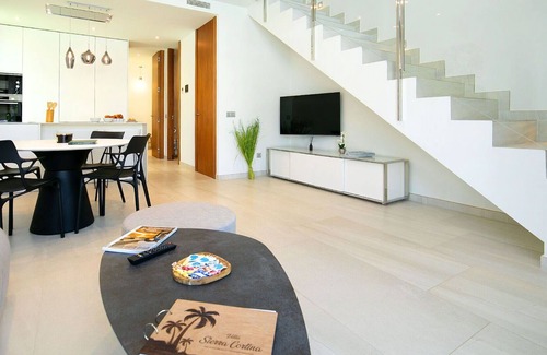 Finestrat House | Beautiful villa for 6 guests with WIFI, private pool, A/C, TV and terrace