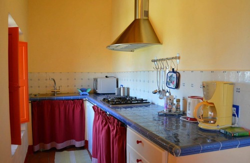 Asciano Villa | Beautiful villa for 6 people with pool, WIFI, TV and parking