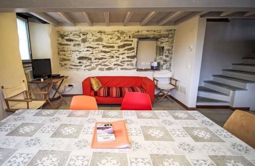 Bracchio House | Beautiful villa for 6 guests with TV, patio and parking