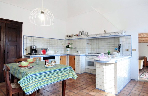 Brozolo House | Beautiful villa for 6 people with WIFI, private pool, TV, veranda and panoramic view