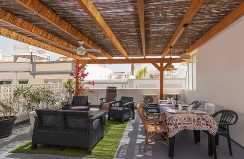 Olhao House | Beautiful villa for 6 people with WIFI, A/C, TV and patio