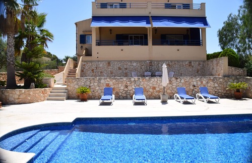 Sa Torre Villa | Beautiful Villa for 8 people with Pool and Sea Views