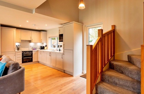 Dorsington House | Beautiful villa for 8 guests with WIFI, TV and pets allowed