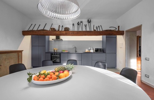 Pistoia Villa | Beautiful villa for 8 guests with WIFI, private pool, TV and pets allowed