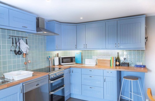 Stoke Rivers House | Beautiful villa for 5 people with WIFI, TV and pets allowed