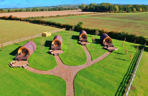 Low Catton House | Beautiful villa for 5 guests with WIFI, terrace and parking