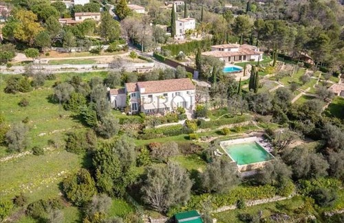 Chateauneuf-Grasse Villa | Beautiful villa, 5 ensuite BRs in Châteauneuf-Grasse