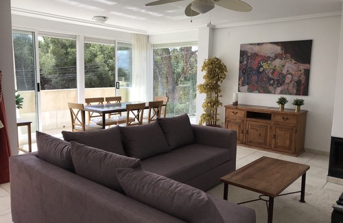 Hoya de los Patos Villa | Beautiful villa in Busot, near El Campello, Alicante, 10 min to the beach, WiFi