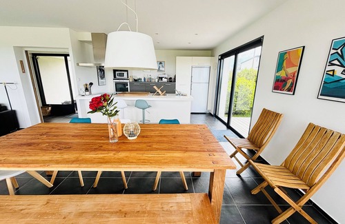 Plouhinec Villa | Beautiful villa in Plouhinec overlooking the Bay of Audierne