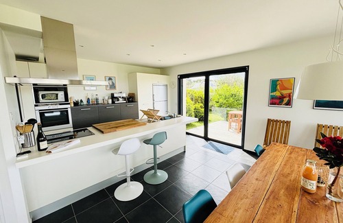 Plouhinec Villa | Beautiful villa in Plouhinec overlooking the Bay of Audierne