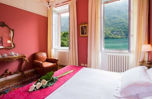 Laglio Villa | Beautiful villa IX century pied dans l'eau with p/pool