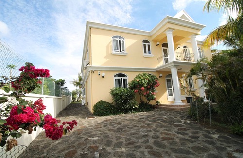 Pereybere Villa | Beautiful villa not far from local beach with private fenced pool.