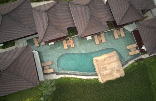 Kenderan Villa | Beautiful Villa overlooking to Rice Field