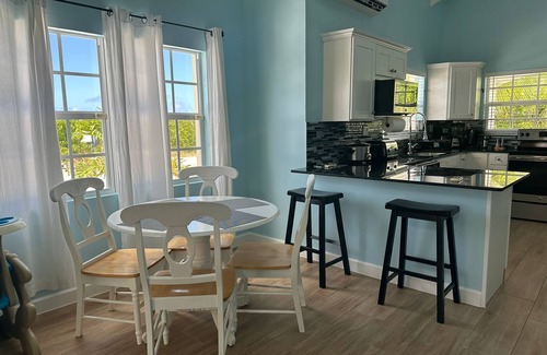 Grace Bay Hills Villa | Beautiful villa West with pool- 5 minutes to Gracebay beach