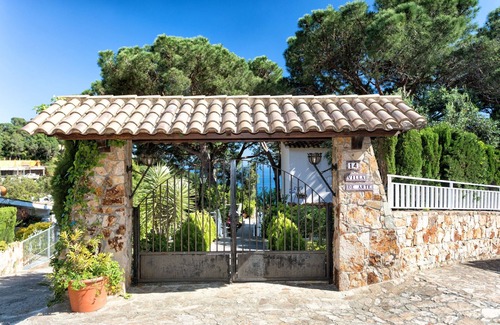 Tossa de Mar Villa | Beautiful villa with great sea view and swimming pool.