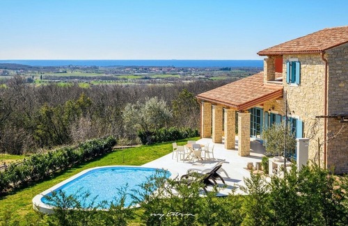 Vardica Villa | Beautiful villa with a private pool near Umag