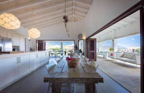 Jan Thiel Villa | Beautiful Villa with pool near the beach for groups
