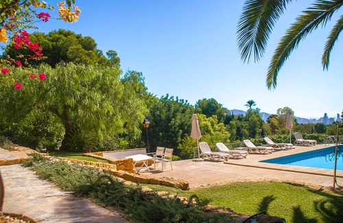 Benidorm Villa | Beautiful villa with pool, barbeque, large garden, and fantastic sea views.