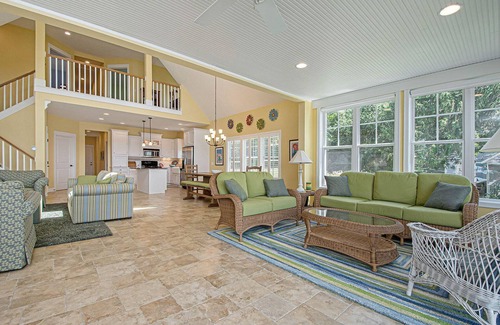 Gowen House | Beautiful waterfront property with plenty of room for the family!