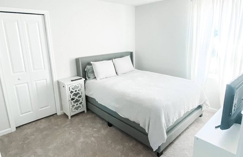 Amherst House | Beautiful well kept new build home