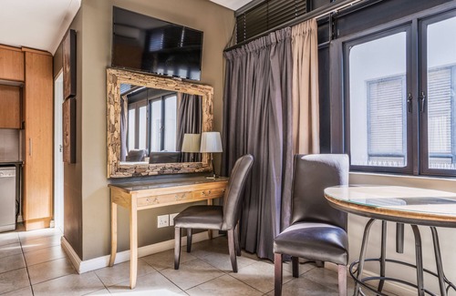 Stellenbosch Central Apartment | Beautiful apartment in the heart of Historic Stellenbosch