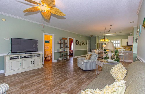 Central Myrtle Beach Villa | Beautifully Appointed 2BR 2BA Golf Villa Near the Beach