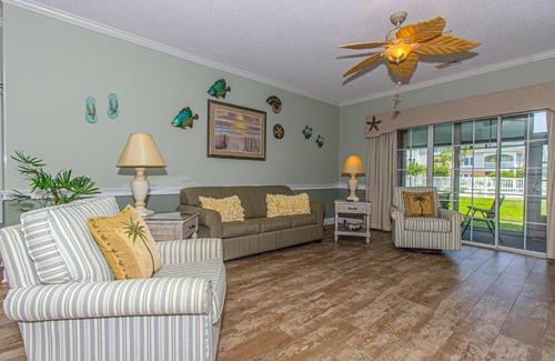 Central Myrtle Beach Villa | Beautifully Appointed 2BR 2BA Golf Villa Near the Beach