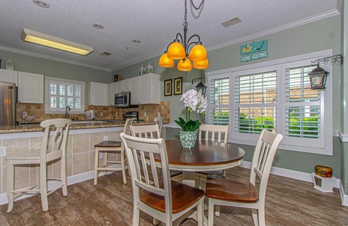 Central Myrtle Beach Villa | Beautifully Appointed 2BR 2BA Golf Villa Near the Beach