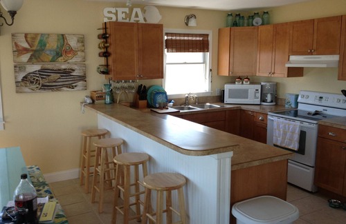 Colington Cottage | Beautifully Decorated Beach House With All Amenities You Need Steps From Ocean