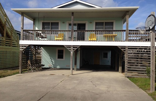 Colington Cottage | Beautifully Decorated Beach House With All Amenities You Need Steps From Ocean