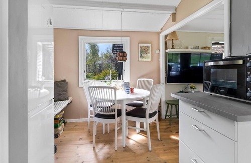 Dalby Huse House | Beautifully furnished cottage with personal touches both inside and in the garden.