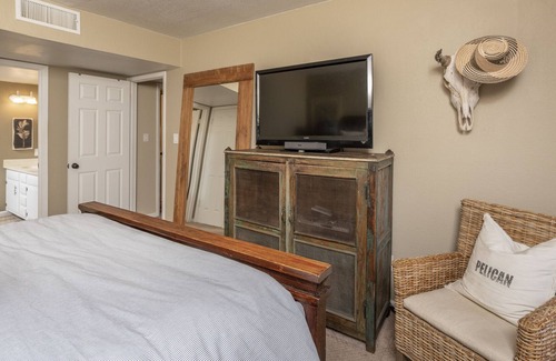 McCormick Ranch Condo | Beautifully furnished condo in the heart of Scottsdale