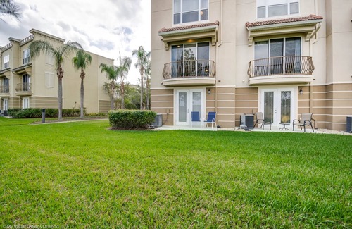 Florida Central Atlantic Coast House | Beautifully Furnished, Tri-level Townhome in Vista Cay Resort!