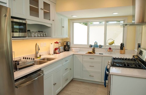 Frydendal Villa | Beautifully newly renovated 3 BR/4 BA condo footsteps from the beach.