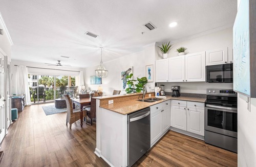 Frangista Beach Condo | Beautifully remodeled condo with 3 minute walk to private, deeded beach!