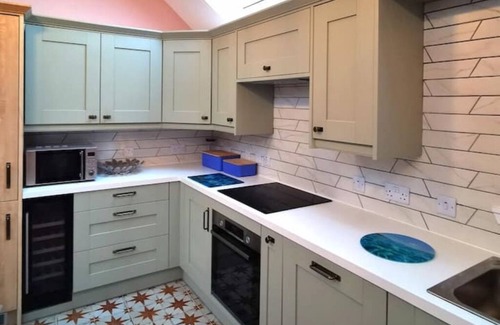 Isle of Lewis Cottage | Beautifully renovated croft house with woodburning stove.Just minutes to beaches
